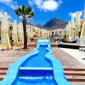 Fantastic 3 Bedrooms Mareverde, Wifi Free , Costa Adeje (Tenerife) Spain